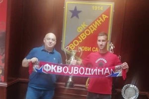 Sinoć dobio poziv, danas "doleteo" i potpisao za Vošu!
